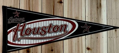 HOUSTON ASTROS FULL-SIZE MLB FELT PENNANT 29.5x12 INCHES 2001 WINCRAFT   - Image 1 of 3