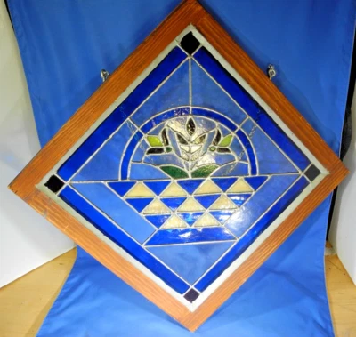 Marco de madera de vitral colgante patrón acolchado flores azul 14 3/8" x 14 3/8" Foto 1 de 4