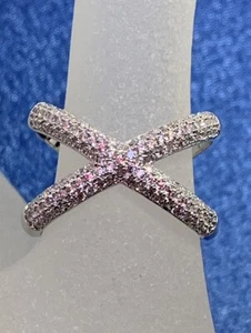 Dezenter Damenring Tuchring in Silber-Color in Kreuzdesign mit Zirkonia Steinen - Bild 1 von 7