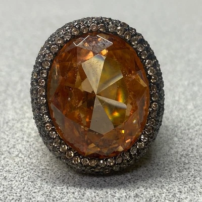 Anillo grande ovalado ámbar cristal llamativo pavé halo tono bronce cóctel joyería Foto 1 de 4