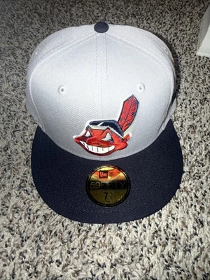 New Era Cleveland Indians Wahoo Two Tone Grey Navy Sz 7 1/2 - Image 1 of 2