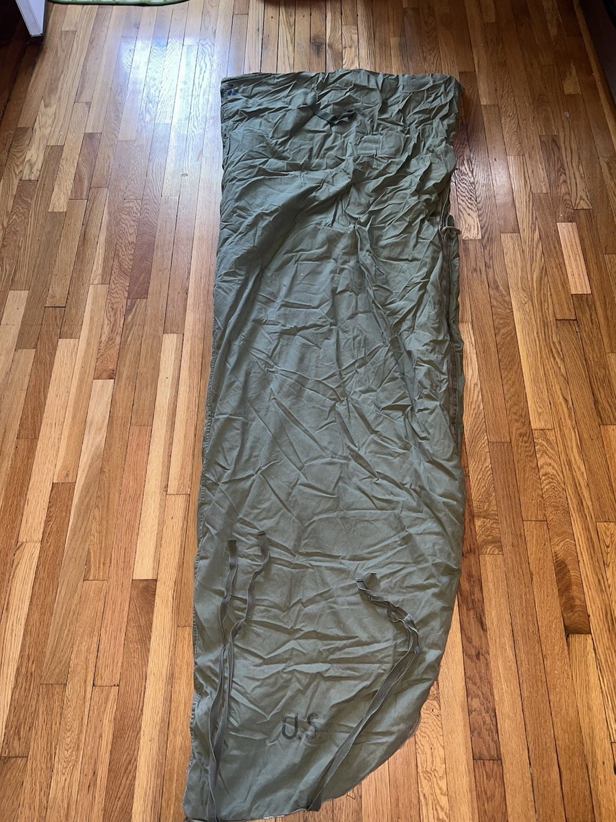 Army Sleeping Bag In Original Ww Ii Us Field Gear