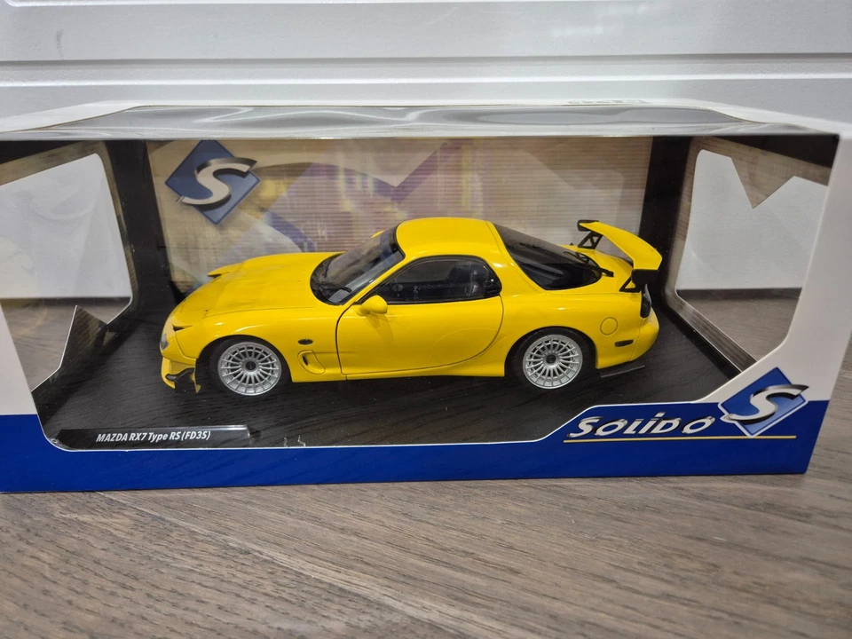 Solido models 1.18 Mazda RX7 FD RS Yellow colour street fighter S1810603 - Image 1 of 1