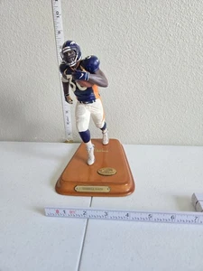 Danbury Mint Denver Bronco Terrell Davis Statue - Picture 1 of 7