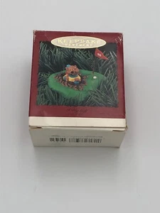 Hallmark Keepsake Ornament I Dig Golf 96 With Gopher On Green Dated 1996 - Picture 1 of 3