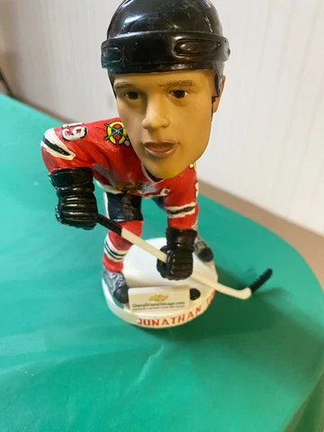 Jonathan Toews Bobble Head & Posters Cover
