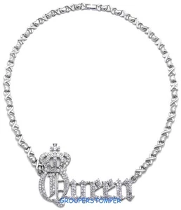 Queen Necklace New Crowned Pendant with 18 Inch Long Hearts And Kisses Chain - Foto 1 di 6