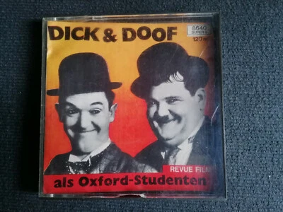 Super 8 Film Dick & Doof als Oxford - Studenten Revue Film  Leerhülle ohne Film  - Bild 1 von 4