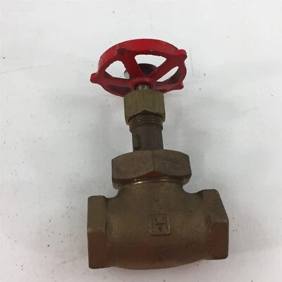 Milwaukee 1" NPT Globe Valve 300 WOG - Image 1 of 4