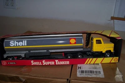 Vintage 1980's Ertl Pressed Steel Super Tanker Truck Shell Gasoline Original 21" - Image 1 of 2
