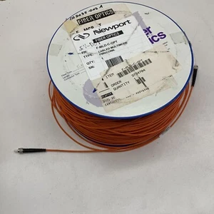 Cable de fibra óptica multimodo índice escalonado Newport F-MLD-C-OPT 600 ft núcleo 100um - Imagen 1 de 9