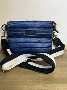 "Bolso de mano bandolera TAHARI correa desmontable azul satén negro/blanco correa de 1,5""" - Imagen 1 de 6