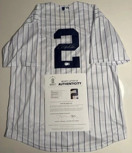 Derek Jeter New York Yankees Autographed Jersey Beckett BAS LOA COA - Picture 1 of 4