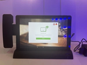 Betterspace Tablet mit Dockingstation - Bild 1 von 3