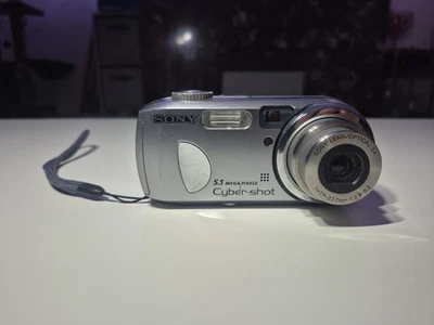 ✅️ Sony Cybershot DSC-P93A (Testé - Fonctionne Parfaitement) - Photo 1/3