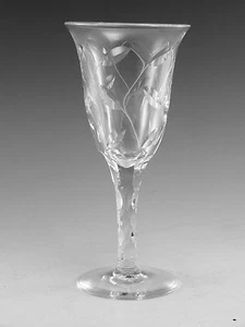 TUDOR Kristall - des. C Farquharson - Blattschliff - Weinglas / Gläser - 6 3/8" - Bild 1 von 4