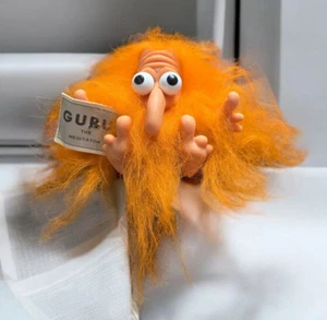 Vintage '67 RDF Guru der Meditierende rote Haare Dam Troll Stil Puppe mit Etikett - Bild 1 von 5