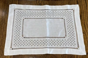 Sferra Contessa White Linen Placemats 4 Pcs. 14 X 20” New In Original Package - Picture 1 of 7