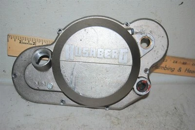 Cubierta cárter embrague Husaberg FE FX FC 501 400 600 220 042-01 94-00 Foto 1 de 4