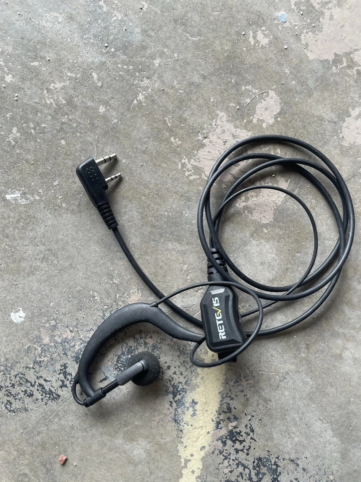 Retevis Volume Adjustable WalkieTalkie Earpiece with Mic - Image 1 of 1