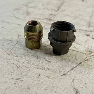 New OEM GM 9593229 Wheel Lug Nut Cover And Gm OEM Lug Nut Gray Fit Many GM Model - Picture 1 of 5