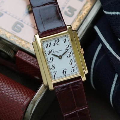 Patek Philippe Gondolo Ref. 4824J 18k Yellow Gold Women’s Dress Watch Mid-2000s - Image 1 of 4