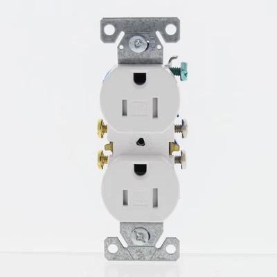 Eaton White TAMPER RESISTANT Duplex Receptacle Outlet NEMA 5-15R 15A Bulk TR270W - Image 1 of 3