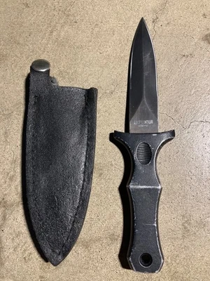 Explorer MMV/ Explorer MM5 Vintage knife made in Seki, Japan/ with sheath - Image 1 of 4