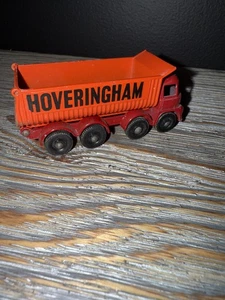 Volquete Matchbox ruedas regulares #17 Hoveringham 8 ruedas - Imagen 1 de 4