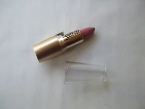 Saffron Nude Colour Lipstick Gold Coloured Casing Praline Nude New - Picture 1 of 2