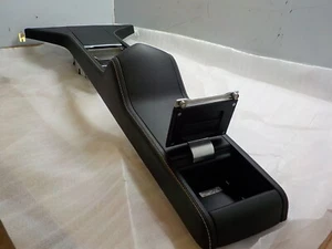 2015 ASTON MARTIN RAPIDE CENTRE CONSOLE UPPER ASSEMBLY AD43045C76AGW LEATHER - Picture 1 of 8