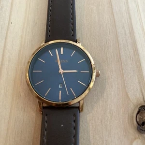 olves Men’s watch Blue Dial With Date Working - Picture 1 of 8