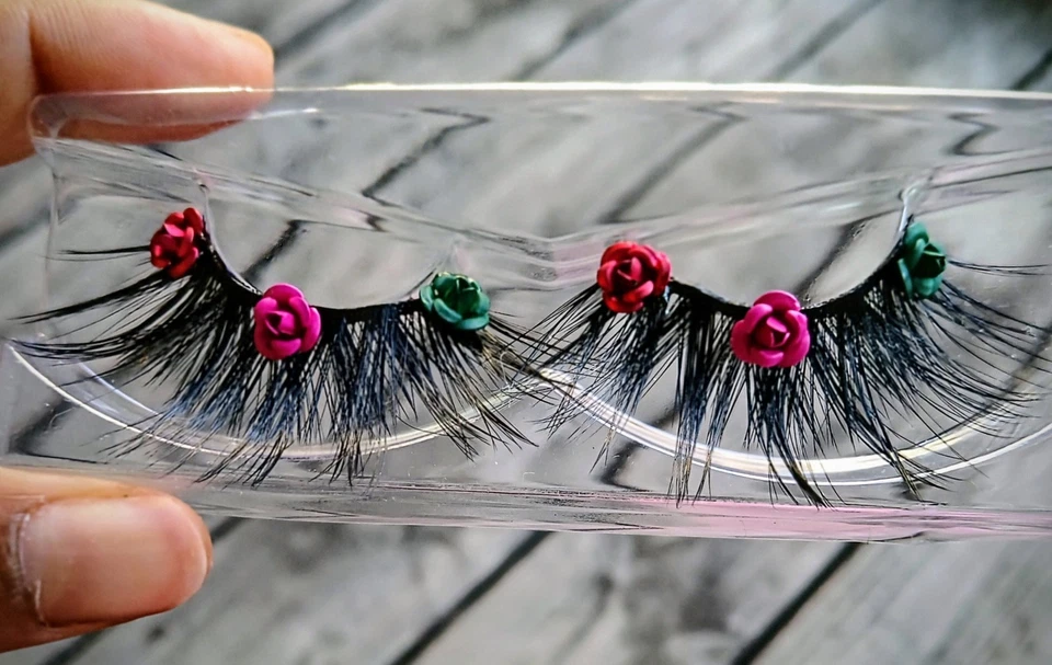 Mink Strip Eyelashes 3D Flower False Eyelashes 3D Faux - Image 1 of 1