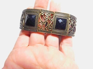 Pulsera elástica de metal de colección vintage de plástico facetado negro tono oro oscuro de plástico - Imagen 1 de 5