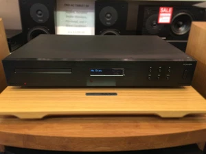 Audiolab 8200CD in Black - Part Exchange 8200 CD OLED in excellent condition - Picture 1 of 2
