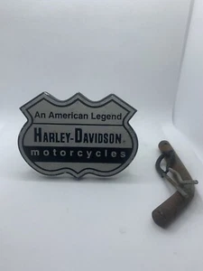 2004 Harley Davidson Motorcycles Truck Accessory Hitch Plug Solid Metal - Picture 1 of 8