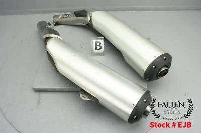 Juego de tubos silenciadores de escape izquierdo derecho Suzuki Vstrom DL 1000 2007 Foto 1 de 4