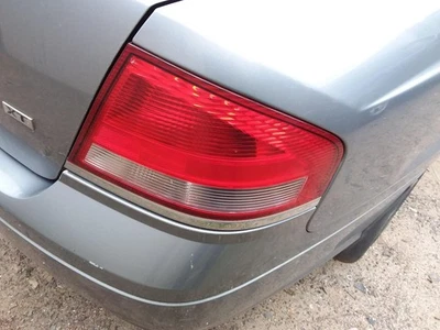 FORD FALCON RIGHT TAILLIGHT BA, SEDAN, 10/2002-09/2005 - image 1 of 4