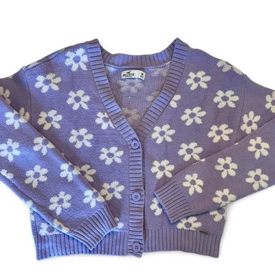 Hollister Women's Lilac and White Flower Cardigan - Image 1 of 4