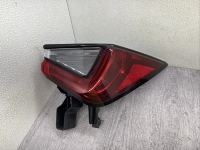 2024 2025 2026 Acura ZDX Luz Trasera LED Exterior Derecha Pasajero Fabricante de Equipo Original Foto 1 de 4