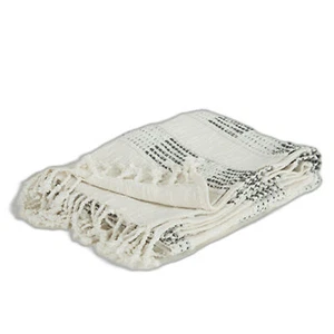 Manta de algodón tejida beige y gris con flecos - Imagen 1 de 5
