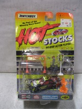 1992 Matchbox Hot Shots Pit Stop Action Playset 1/64