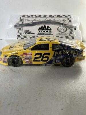 - Mac Tools Motor Sports Nascar #26 Cheerios Racing 1:24 Die Cast Car Nuevo Foto 1 de 4