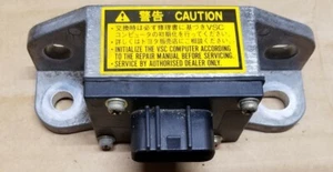 Unidad de sensor de giro de velocidad YAW 89183-30040 Toyota 4Runner - Imagen 1 de 4