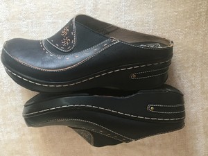 spring step freesa work clog