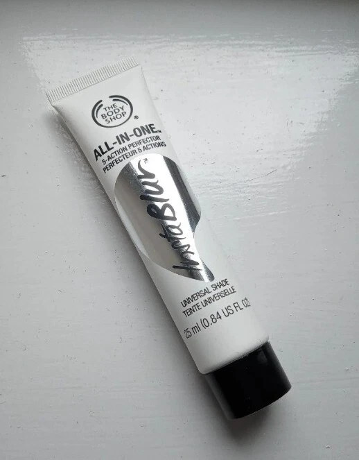 The Body Shop All-In-One InstaBlur 5 Action Perfector 25ml New Sealed  - Image 1 of 3