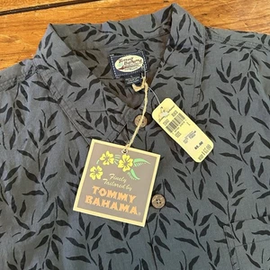 Vtg NWT Tommy Bahama Hawaiian Mens Short Sleeve Shirt Black Grey size Large - Picture 1 of 15