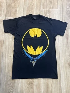 Vintage 1988 Batman T Shirt Big Logo Batsignal DC Comics Superhero Size Medium - Picture 1 of 9