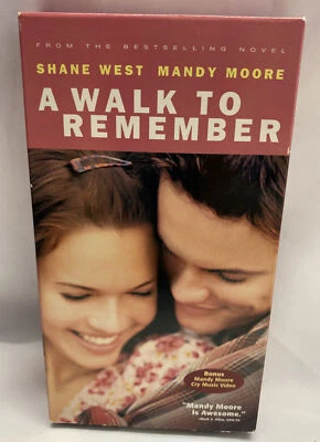 A Walk to Remember (VHS, 2002) Great Movie Love Story - Image 1 of 4