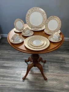Wedgwood Gold Florentine bone china 3 FIVE-piece place settings Leigh cup W4219 - Picture 1 of 8